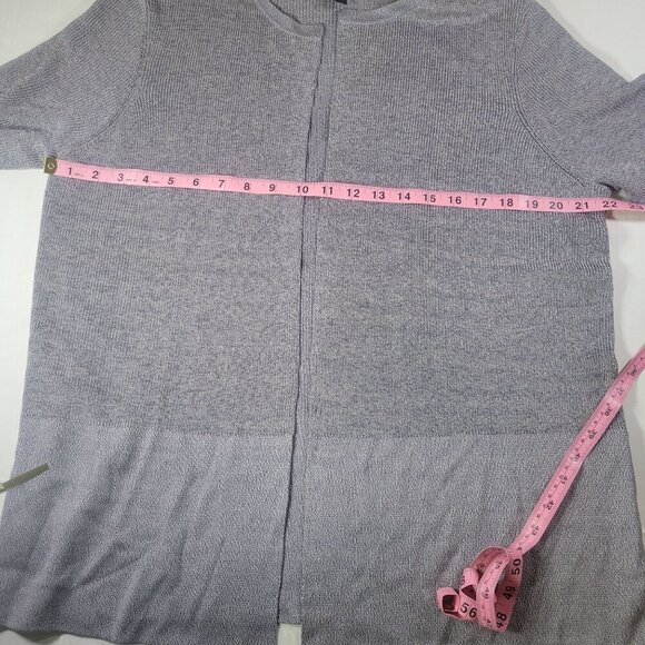 Linda Allard Ellen Tracy Womens Gray 100% Silk Cardigan Sweater Size X - Picture 6 of 6